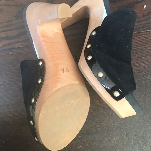 Flogg size 9 1/2 black suede sandal - Picture 2 of 4